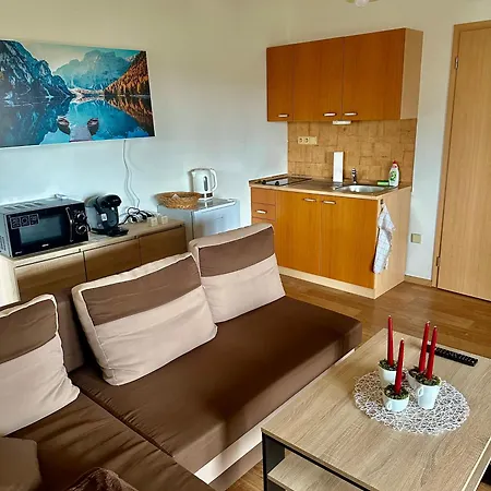 Dolpo 5 Farm stay Benesov (Central Bohemian)